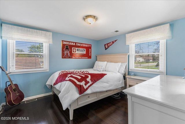 2 Dickson Road, Marlboro, NJ 07746