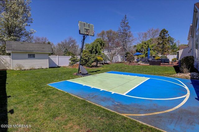 2 Dickson Road, Marlboro, NJ 07746