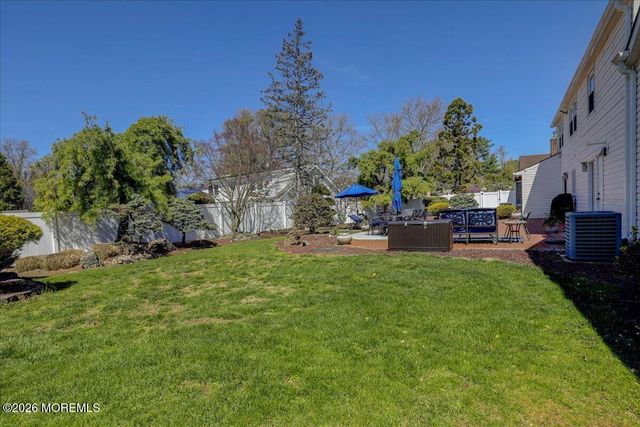 2 Dickson Road, Marlboro, NJ 07746