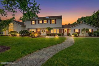 2 Dickson Road, Marlboro, NJ 07746