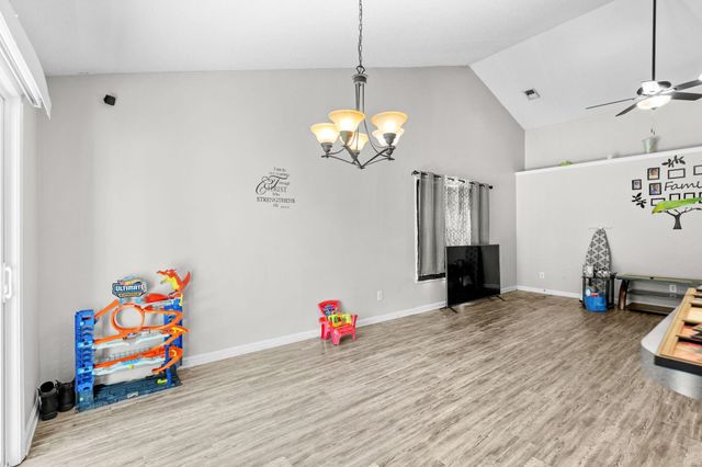 236 Clovis Circle, Myrtle Beach, SC 29579