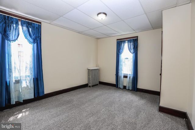 707 N CENTRE ST, Pottsville, PA 17901