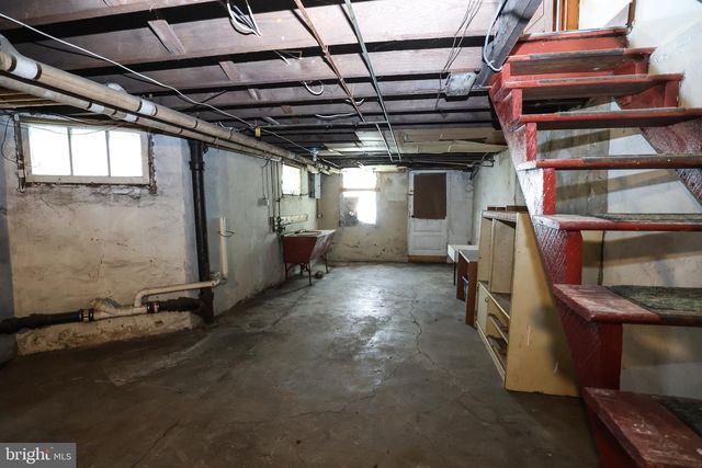 707 N CENTRE ST, Pottsville, PA 17901