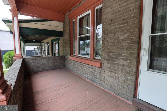 707 N CENTRE ST, Pottsville, PA 17901