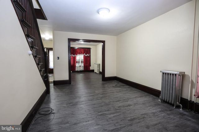 707 N CENTRE ST, Pottsville, PA 17901