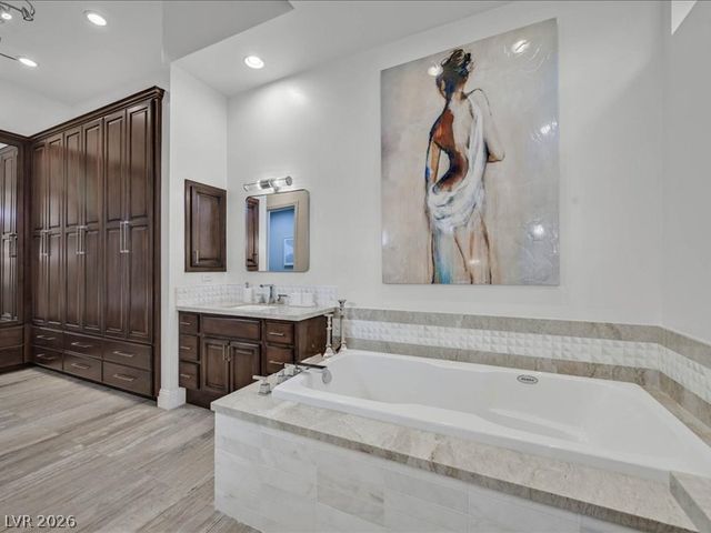 9500 Balatta Canyon Court, Las Vegas, NV 89144