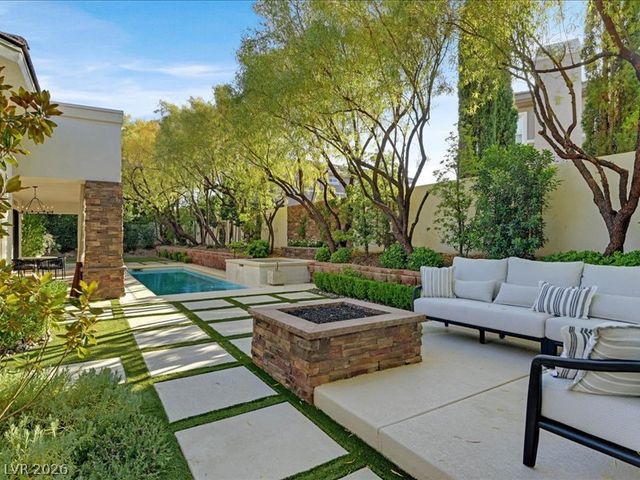 9500 Balatta Canyon Court, Las Vegas, NV 89144