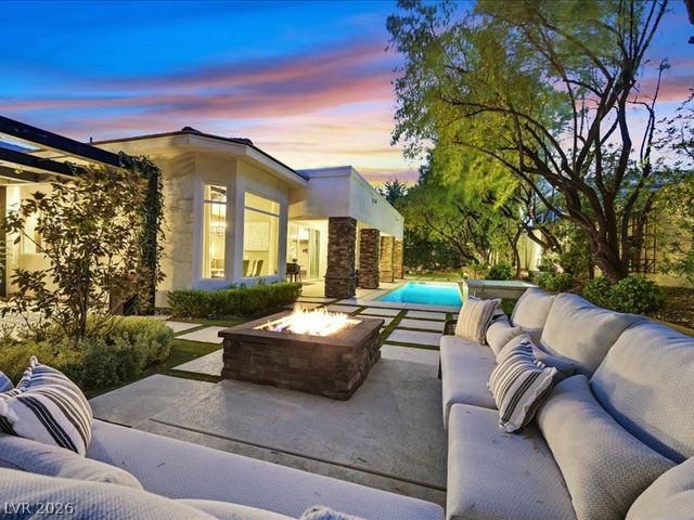 9500 Balatta Canyon Court, Las Vegas, NV 89144