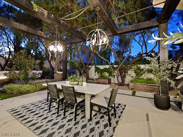 9500 Balatta Canyon Court, Las Vegas, NV 89144