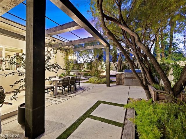 9500 Balatta Canyon Court, Las Vegas, NV 89144