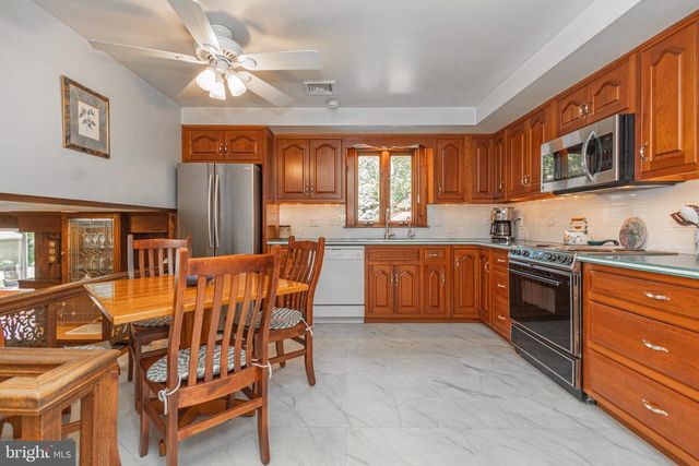 310 N ELM AVE, Newtown, PA 18940