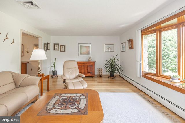 310 N ELM AVE, Newtown, PA 18940