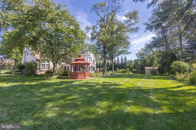 310 N ELM AVE, Newtown, PA 18940