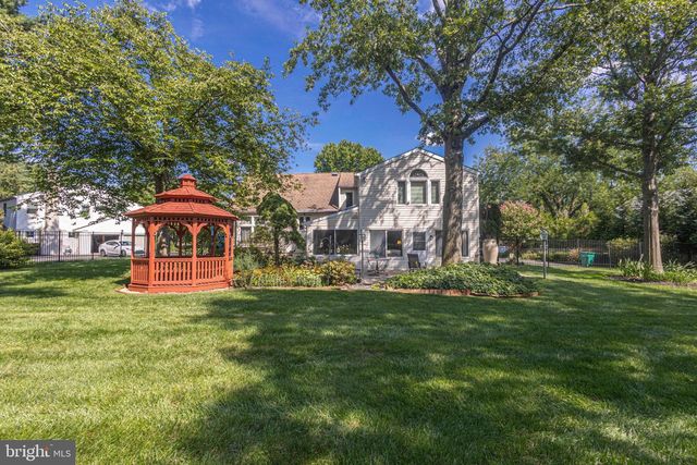 310 N ELM AVE, Newtown, PA 18940