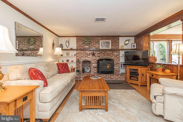 310 N ELM AVE, Newtown, PA 18940