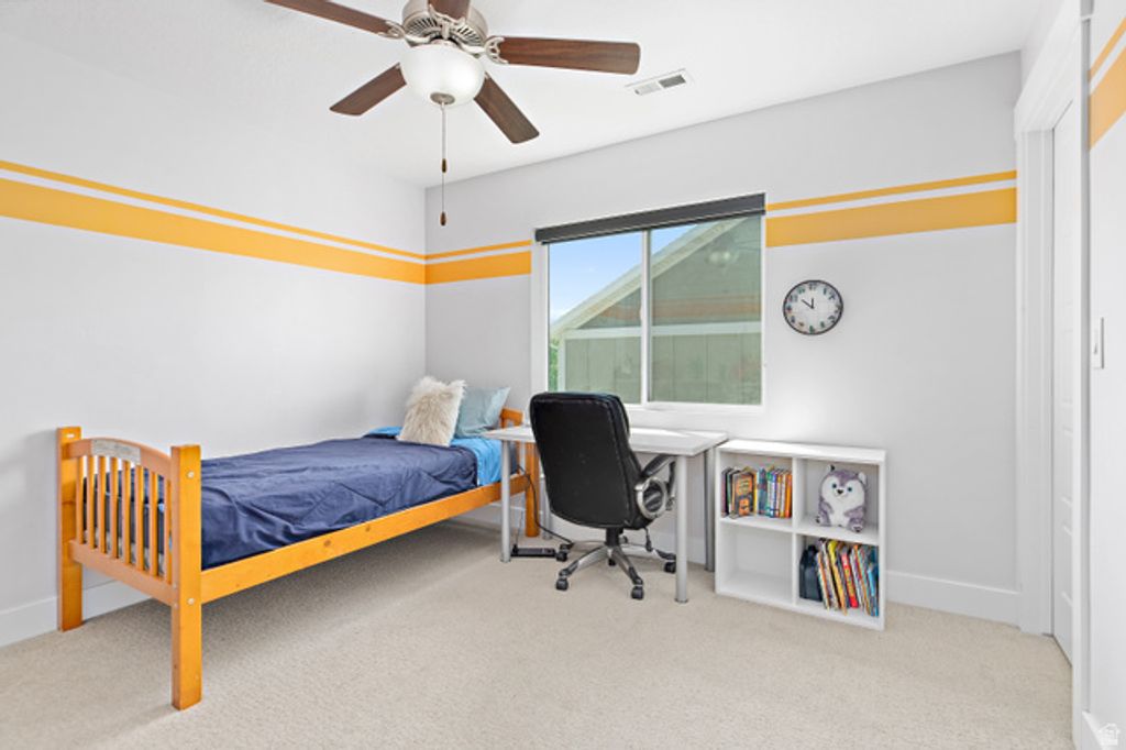 Image 32 of property listing at 7852 N SAGEBRUSH LN, Eagle Mountain, UT 84005