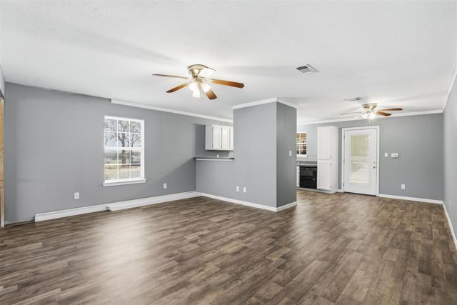 533 Eagles Way, Springtown, TX 76082