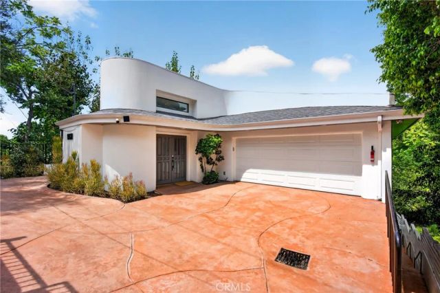 11411 Decente Court, Studio City, CA 91604