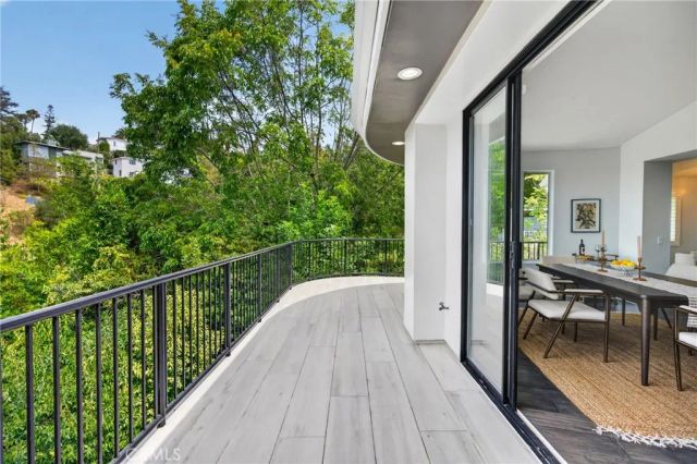 11411 Decente Court, Studio City, CA 91604