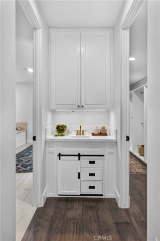 11411 Decente Court, Studio City, CA 91604