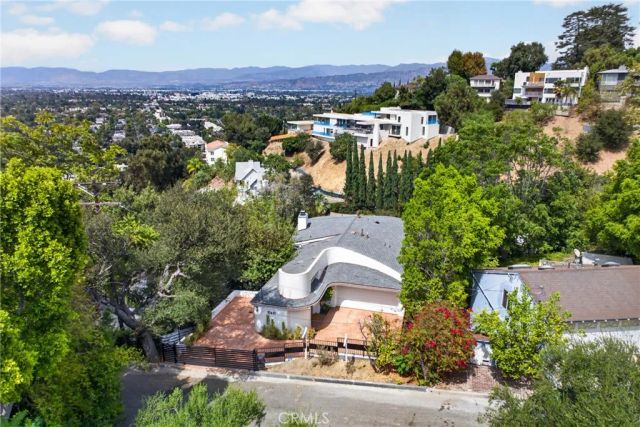 11411 Decente Court, Studio City, CA 91604