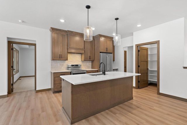 204 BLACK CHERRY COURT, Shawano, WI 54166