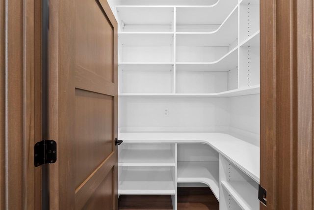 204 BLACK CHERRY COURT, Shawano, WI 54166