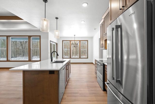 204 BLACK CHERRY COURT, Shawano, WI 54166