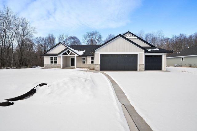 204 BLACK CHERRY COURT, Shawano, WI 54166