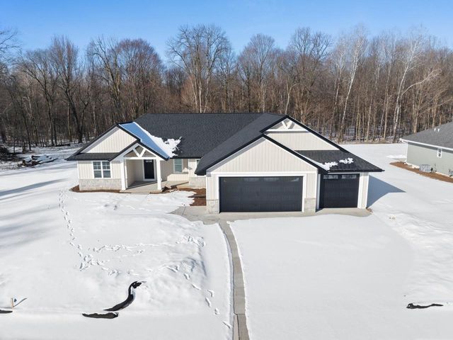 204 BLACK CHERRY COURT, Shawano, WI 54166