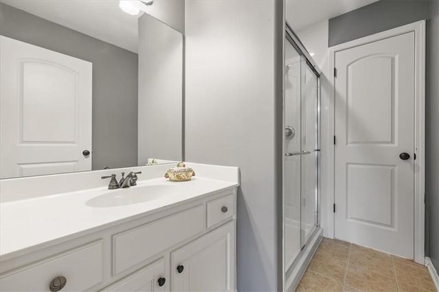 14713 CONNELL Street, Overland Park, KS 66221