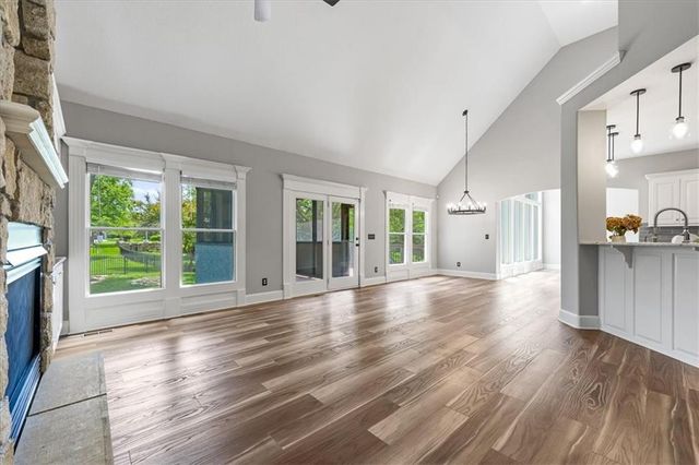 14713 CONNELL Street, Overland Park, KS 66221