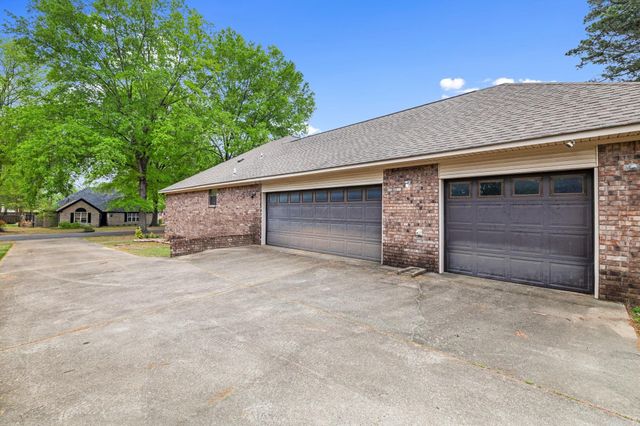 3025 Cottontop Road, Conway, AR 72034