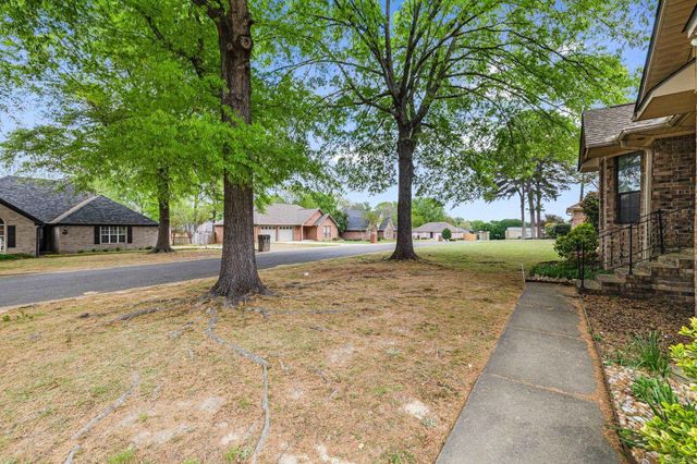 3025 Cottontop Road, Conway, AR 72034