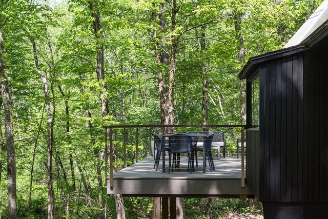11 Hiddenwood Path, Lincoln, MA 01773