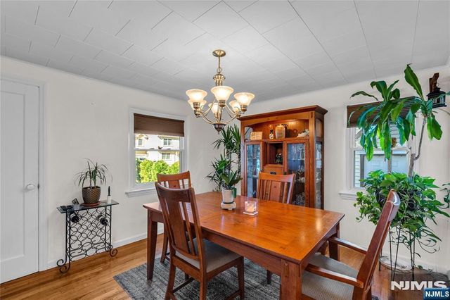 228 Washington Avenue, Elmwood Park, NJ 07407