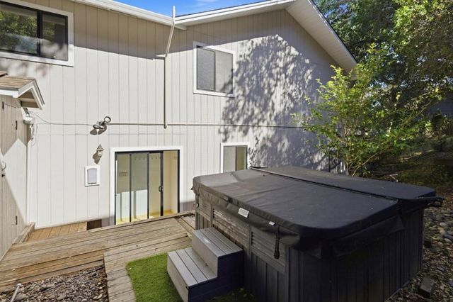 135 Dolton Avenue, San Carlos, CA 94070