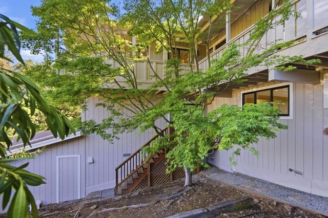 135 Dolton Avenue, San Carlos, CA 94070