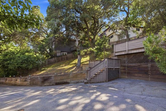 135 Dolton Avenue, San Carlos, CA 94070