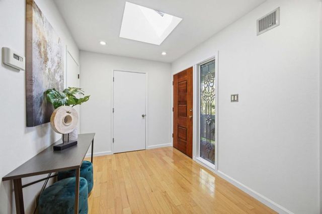 135 Dolton Avenue, San Carlos, CA 94070