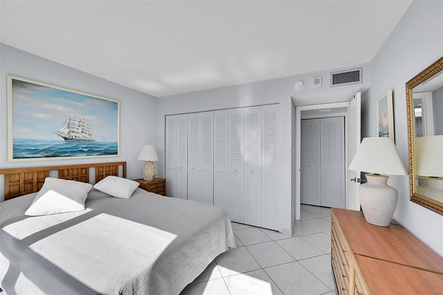 525 N OCEAN Boulevard 623, Pompano Beach, FL 33062