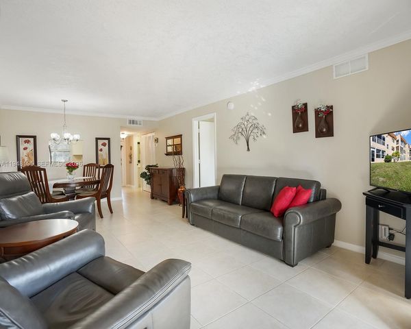 2751 N Pine Island Rd 105, Sunrise, FL 33322