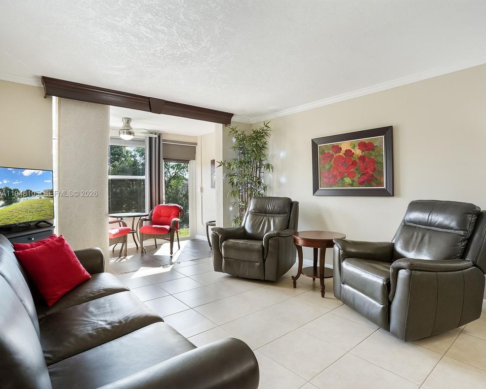 2751 N Pine Island Rd 105, Sunrise, FL 33322