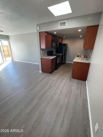 6541 N 67TH Avenue 127, Glendale, AZ 85301