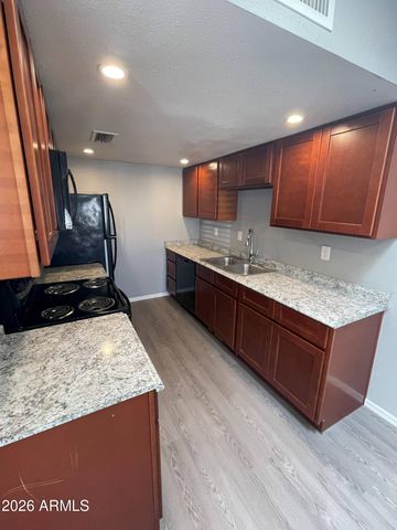 6541 N 67TH Avenue 127, Glendale, AZ 85301