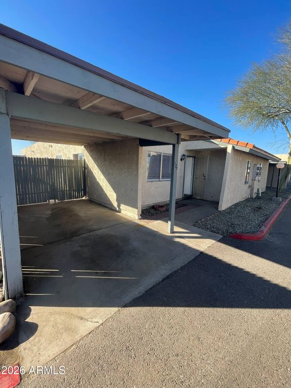 6541 N 67TH Avenue 127, Glendale, AZ 85301