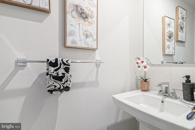 169 NATHAN DR, Cinnaminson, NJ 08077