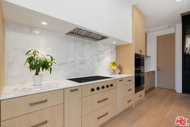 6258 Drexel Avenue, Los Angeles, CA 90048
