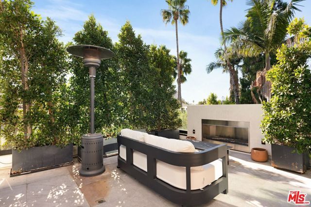 6258 Drexel Avenue, Los Angeles, CA 90048