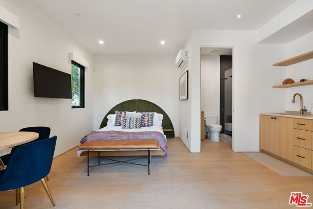 6258 Drexel Avenue, Los Angeles, CA 90048